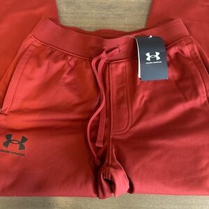 NWT UA Kids Rust Icon knit pants